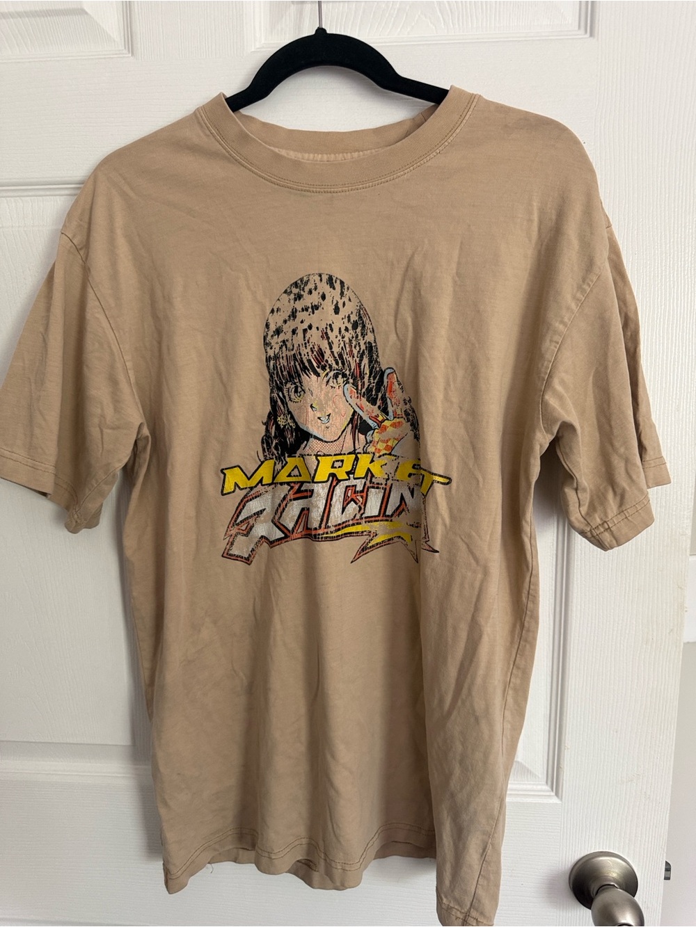 Market Graphic Tee - Beige Anime Print